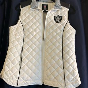 NFL Women's Quilted Vest - Cream and Black